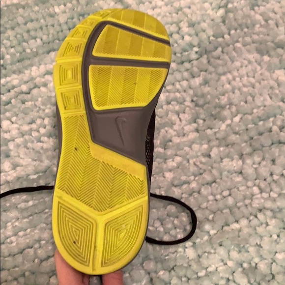 Nike basketball shoes - Picture 4 of 8